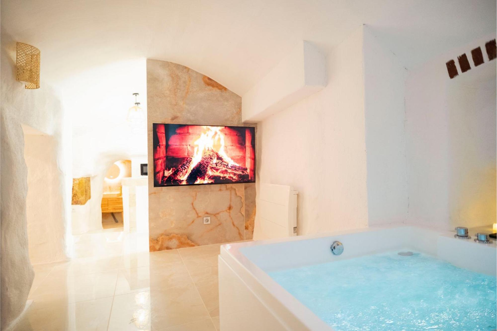 Le Temple D'Aphrodite, Appartement Avec Spa Vienne  Exterior foto